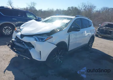 2018 Toyota Rav4 Se из США, поврежденный, VIN JTMNFREVXJJ154692